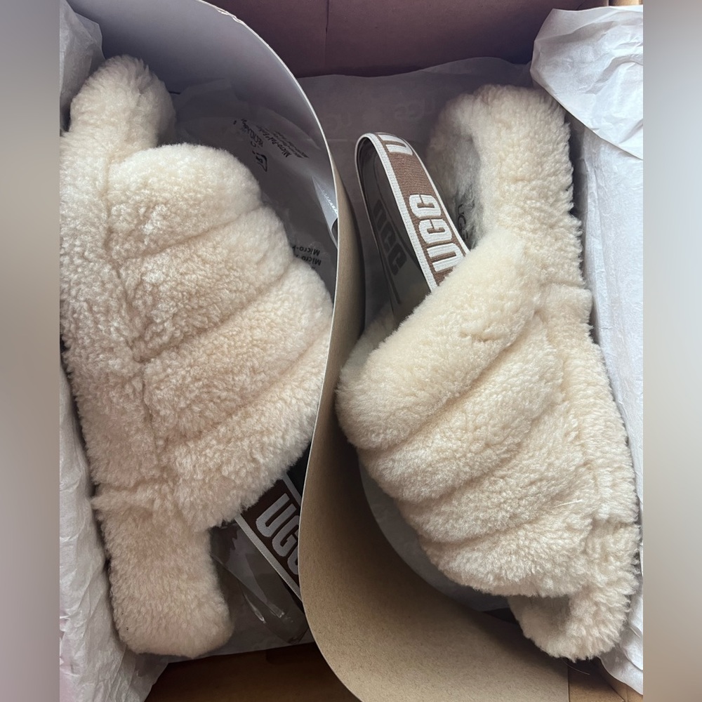 Ugg Fluff Yeah Slides Size 8. - image 4